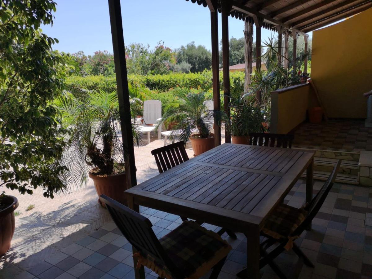 Xenia Garden 2 Apartment Avola Exterior foto